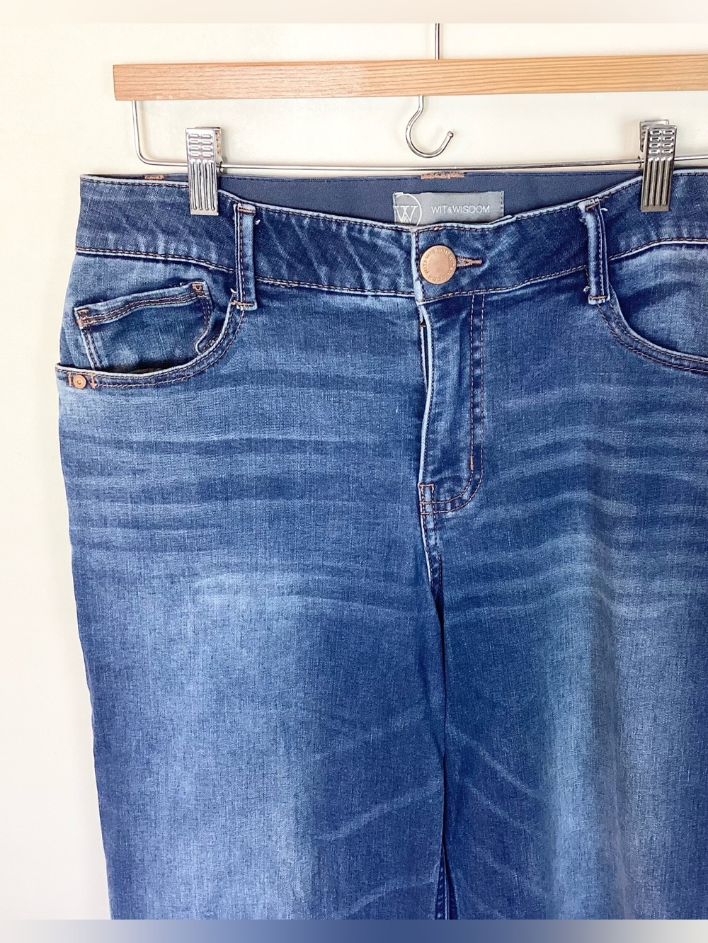 Wit & Wisdom Sam High Rise Wide Leg Jeans - Blue - 10 - Picture 3 of 8